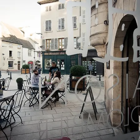 Maison Du Colombier * Beaune (Cote d'Or)